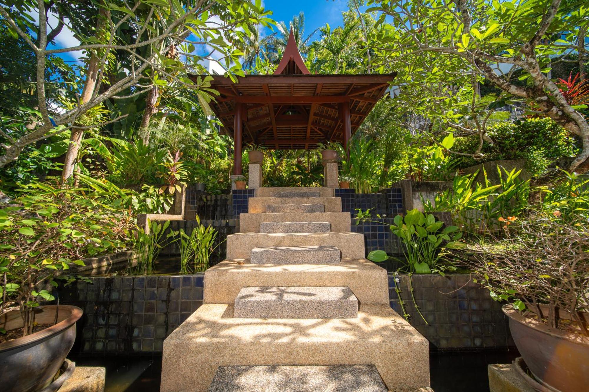 Surin Luxurious 6br Private Swimming Pool Stunning Sunset Vila *